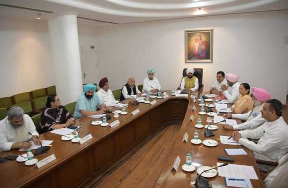 Big decision of CM Charanjit Channi's cabinet, green signal to confirm more than 1900 professors
