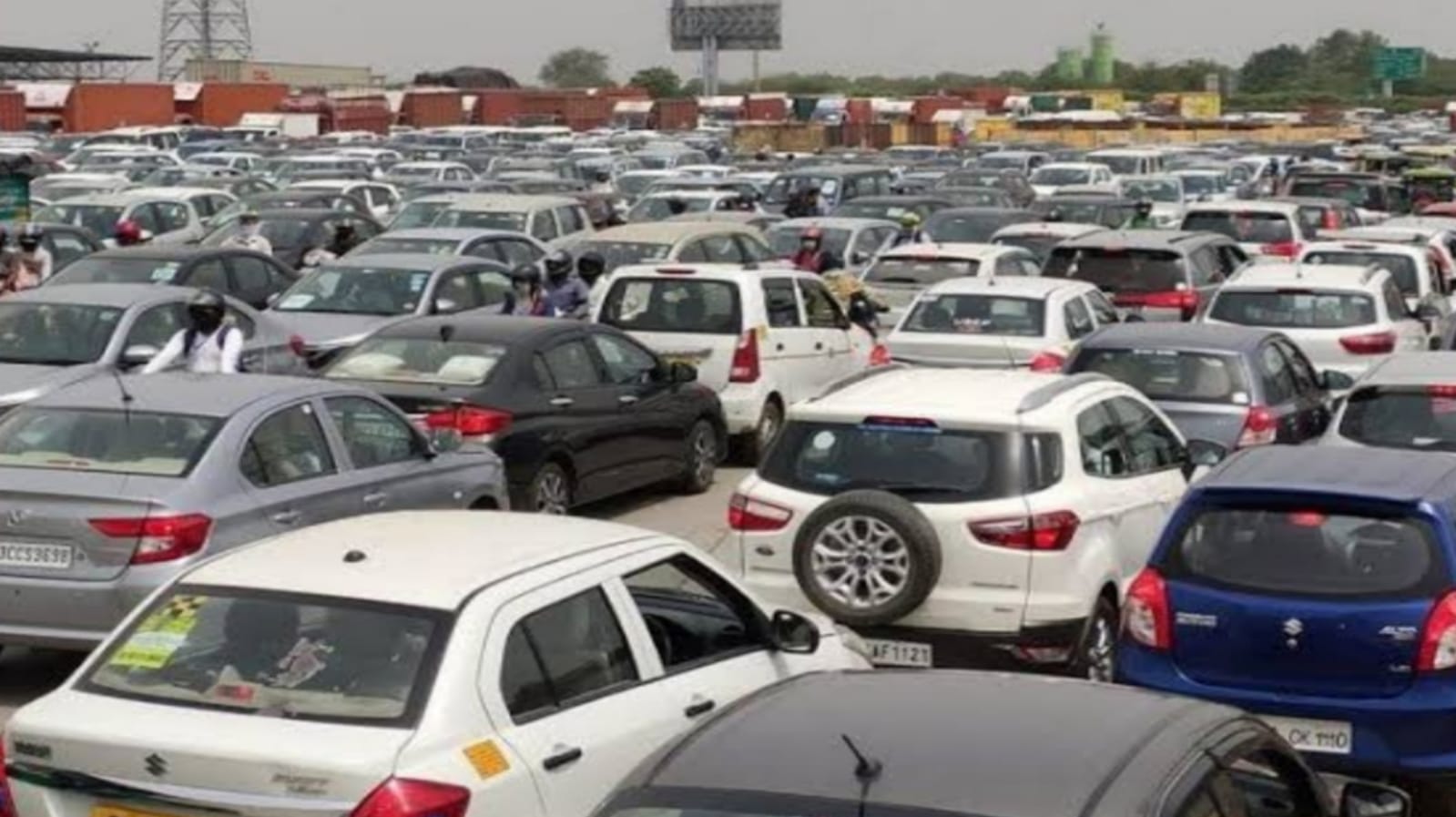Delhi government is canceling the registration of all diesel vehicles of 10 years old, know what is the last date