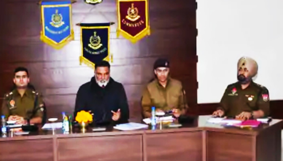 Police will keep a close watch on New Year's celebrations, make tight security arrangements, one thousand officers and jawans will be deployed