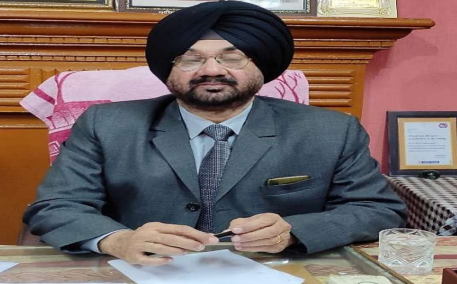 Sardar Gurbhajan Singh ji took over the charge of District Education Officer (Elementary) today.
