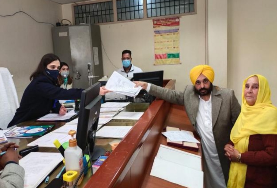 Punjab Election 2022: Aam Aadmi Party's CM face Bhagwant Mann files nomination from Dhuri