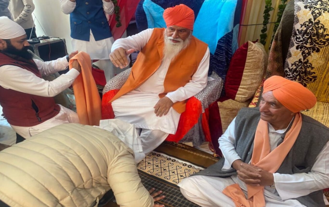 MLA Sushil Rinku got the blessings of victory from Sant Niranjan Das ji