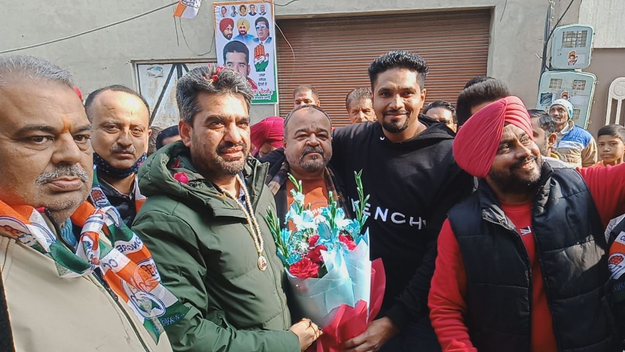 Kamaldev Joshi showed great enthusiasm among the residents of the area in the meeting held in support of Bawa Henry