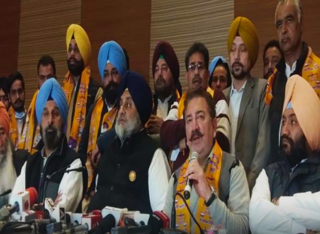 Big blow to Congress, MP Jasbir Dimpa's brother Rajan Gill joined Akali Dal