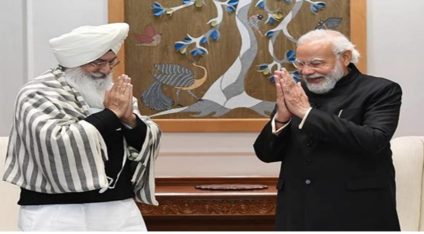 Big news: Dera Beas chief Baba Gurinder Singh Dhillon met PM Modi