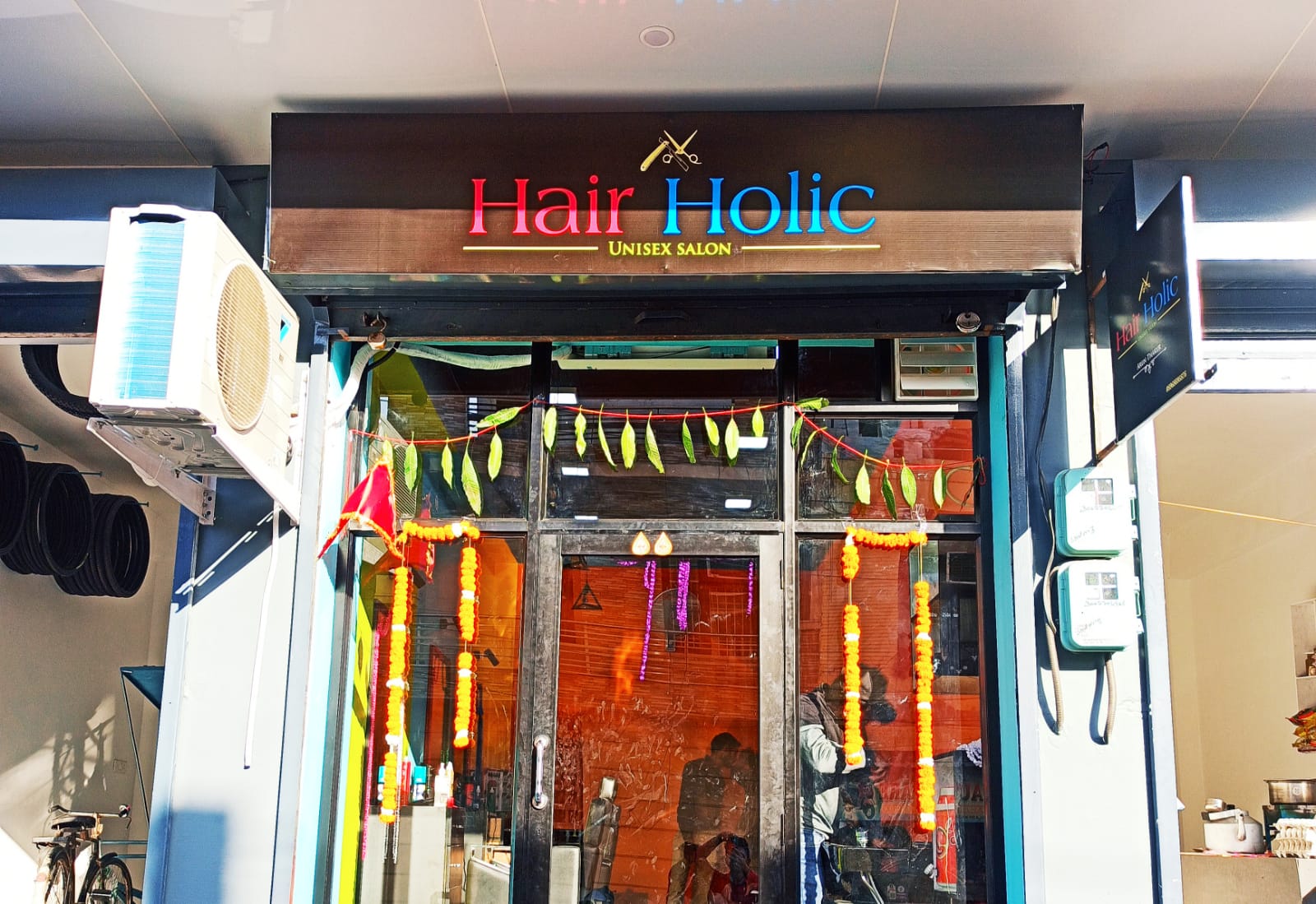 Good News - Hair Holic Unisex Salon is open in Jalandhar
