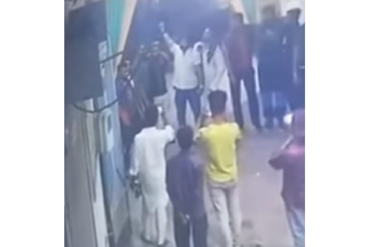 Youths returning after seeing the fair on Sodhal Road of Jalandhar opened fire, police arrested one