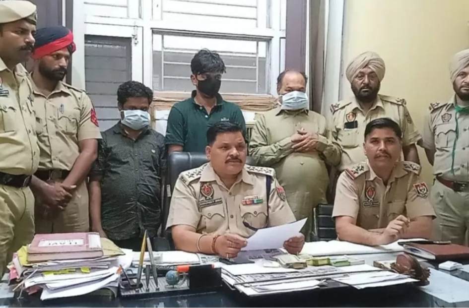 Police of station 3 arrested the person who committed theft in Central Town, jeweler of Phagwara involved in theft also arrested