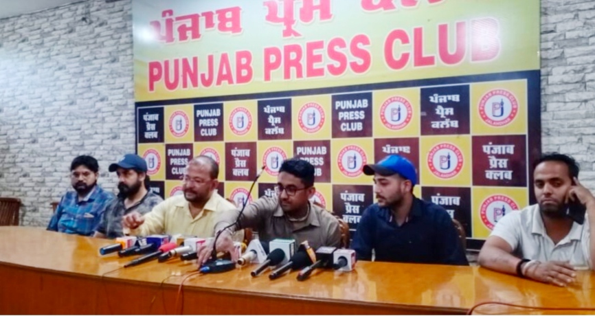 Big blow to BJP in Jalandhar, 50 BJP workers resigned