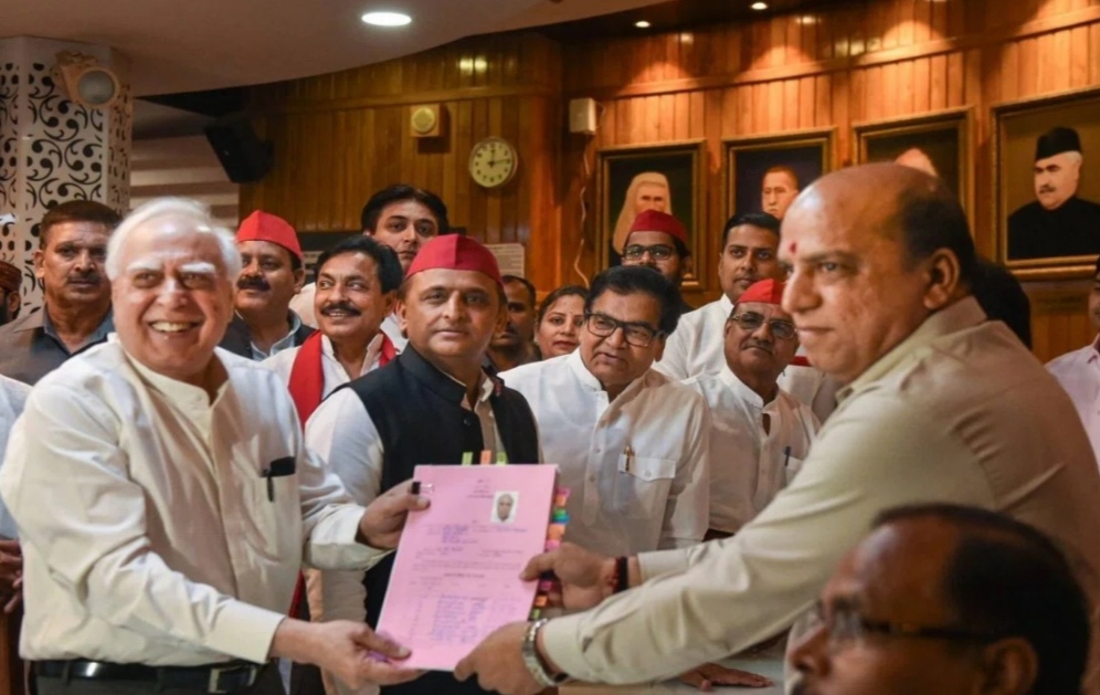 Kapil Sibal left Congress, filed his nomination for Rajya Sabha in support of Samajwadi Party