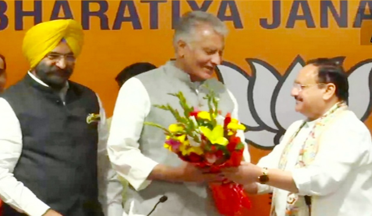BIG NEWS: Punjab Congress suffered a major setback, Sunil Jakhar joins BJP