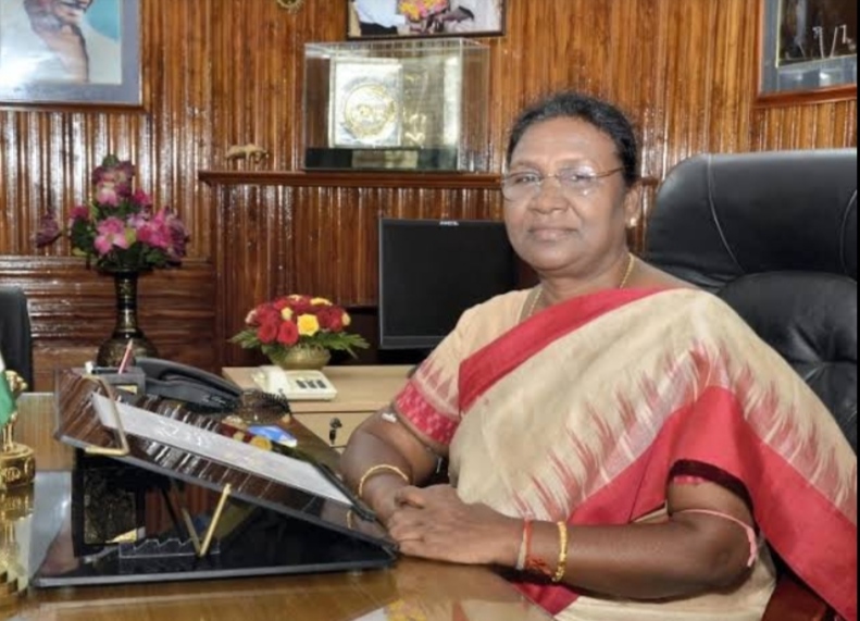 Draupadi Murmu filed her nomination on behalf of NDA for the post of President, PM Modi, Rajnath Singh and Amit Shah were present on this occasion.