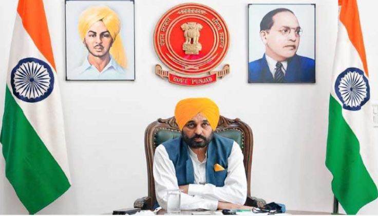 chandigarh nagar nigam fine 10 thousand rupees challan to Punjab CM Bhagwant Mann house