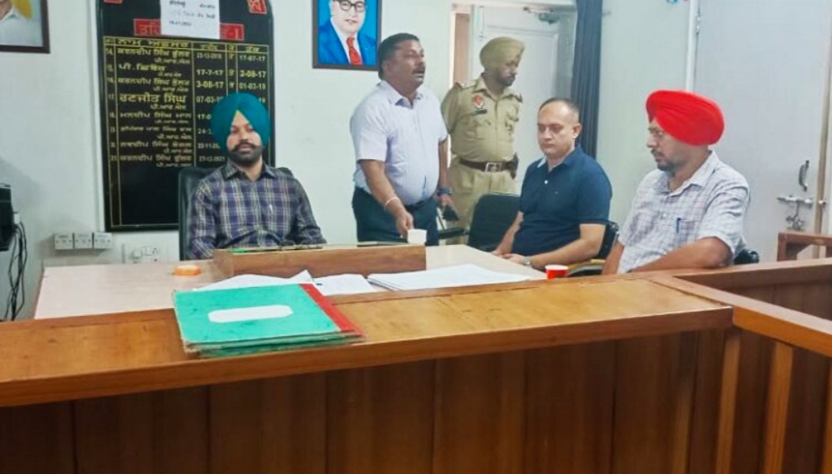 On-the-spot settlement of 1298 pending pending cases in special camps â€“ Deputy Commissioner