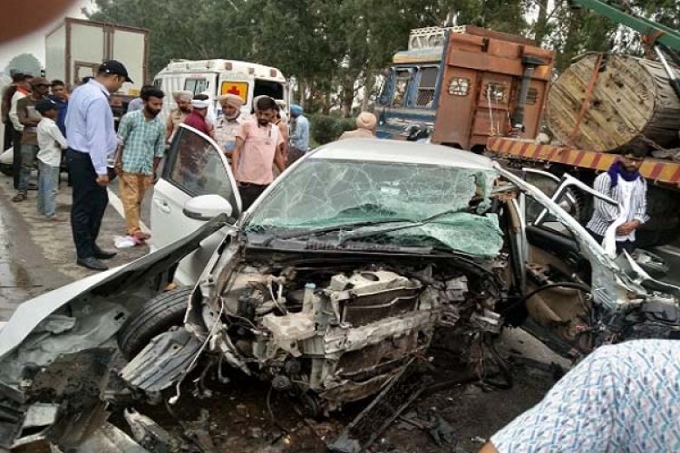 Terrible accident in Jalandhar's Nagina Pansari's family car in Tanda Udmur, three people died