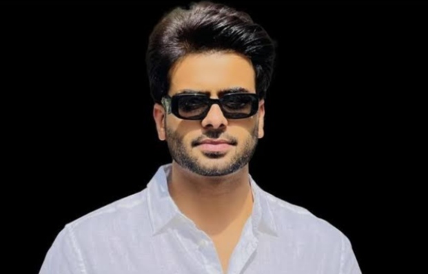 Famous Punjabi singer Mankirat Aulakh's big problems, case filed in court