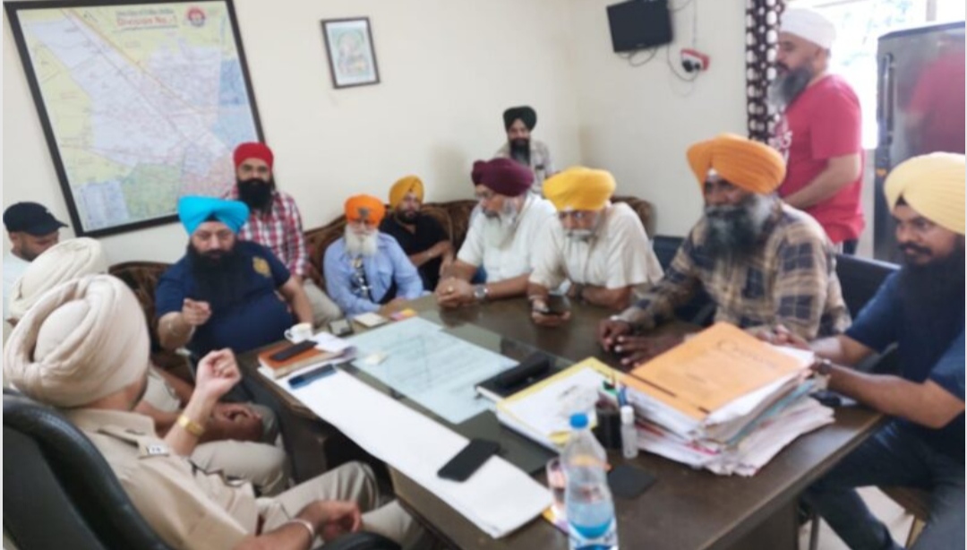 City Public School sacked 3 employees including the principal on the charge of removing Kade (Kakkar).