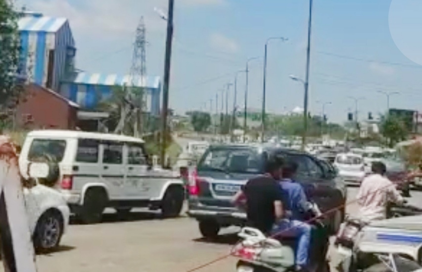 News of relief, farmers opened highway in Phagwara, picket continues