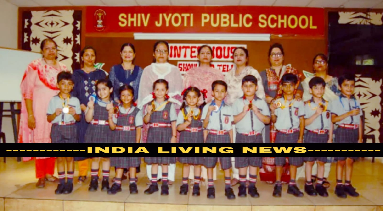 'Antarsadan 'Show and Tell' competition was organized at Shiv Jyoti Public School