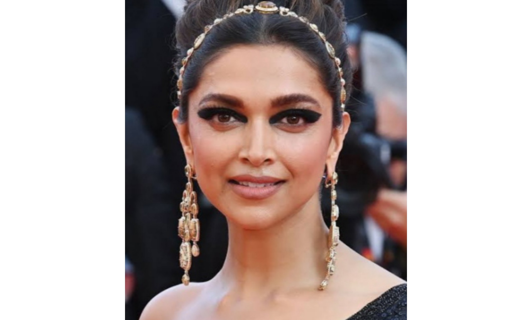Actress Deepika Padukone's health deteriorated, admitted to the hospital