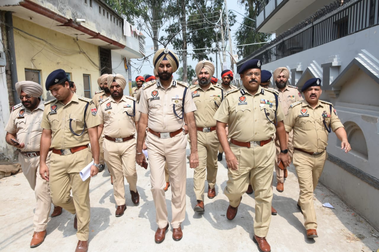 Police launched checking campaign in Shiv Nagar, Jalandhar, heavy police force was present