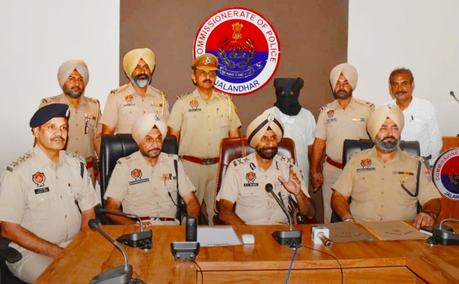 Jalandhar police traced the robbery incident on Damoria bridge in a few hours