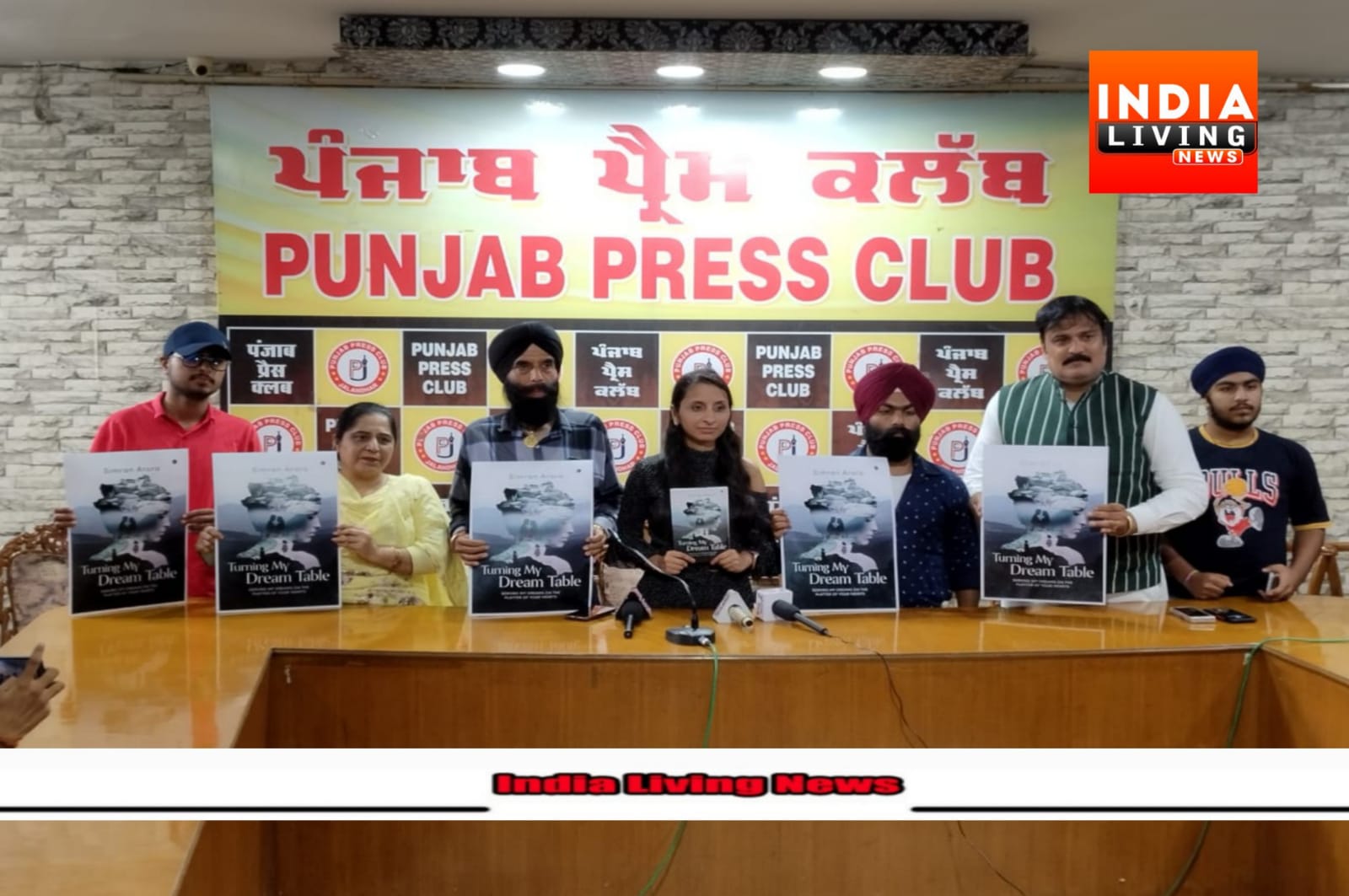 Author Simran Arora's first book 'Turning My Dream Table' released