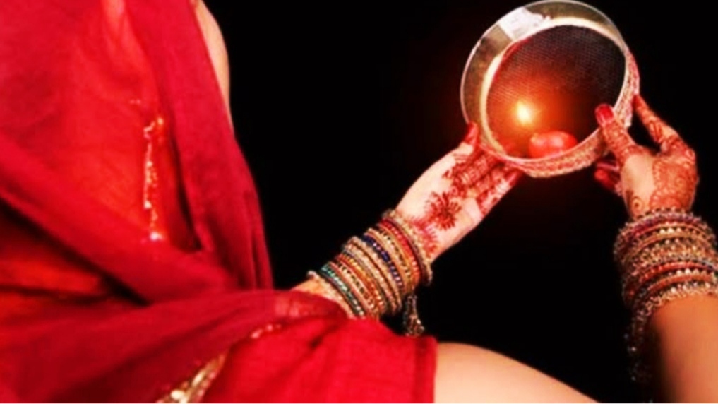 Give these 5 best precious gifts to your wife on Karva Chauth