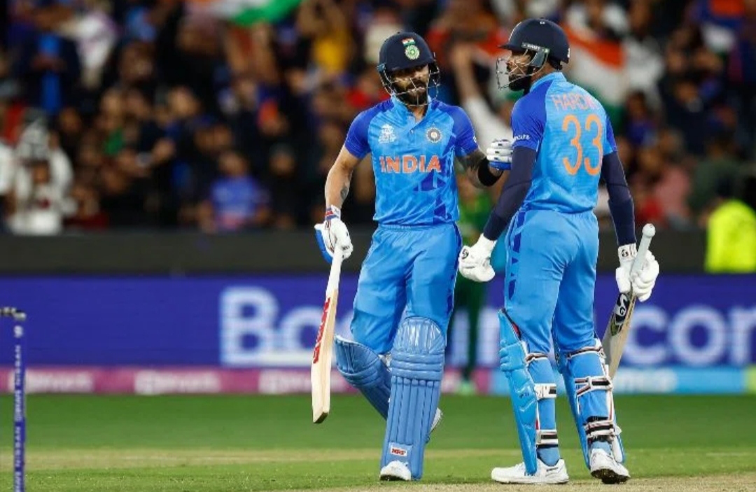 Team India defeated Pakistan by 4 wickets and gave Diwali gift to the countrymen