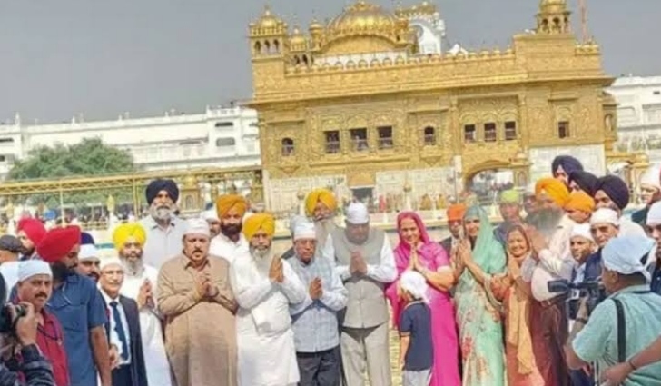 Vice President Jagdish Dhankhar reached Amritsar, bowed down at the Golden Temple