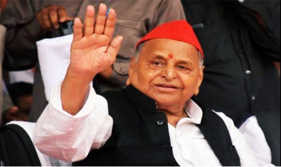 Former Uttar Pradesh Chief Minister Mulayam Singh Yadav passed away, breathed his last at Medanta Hospital