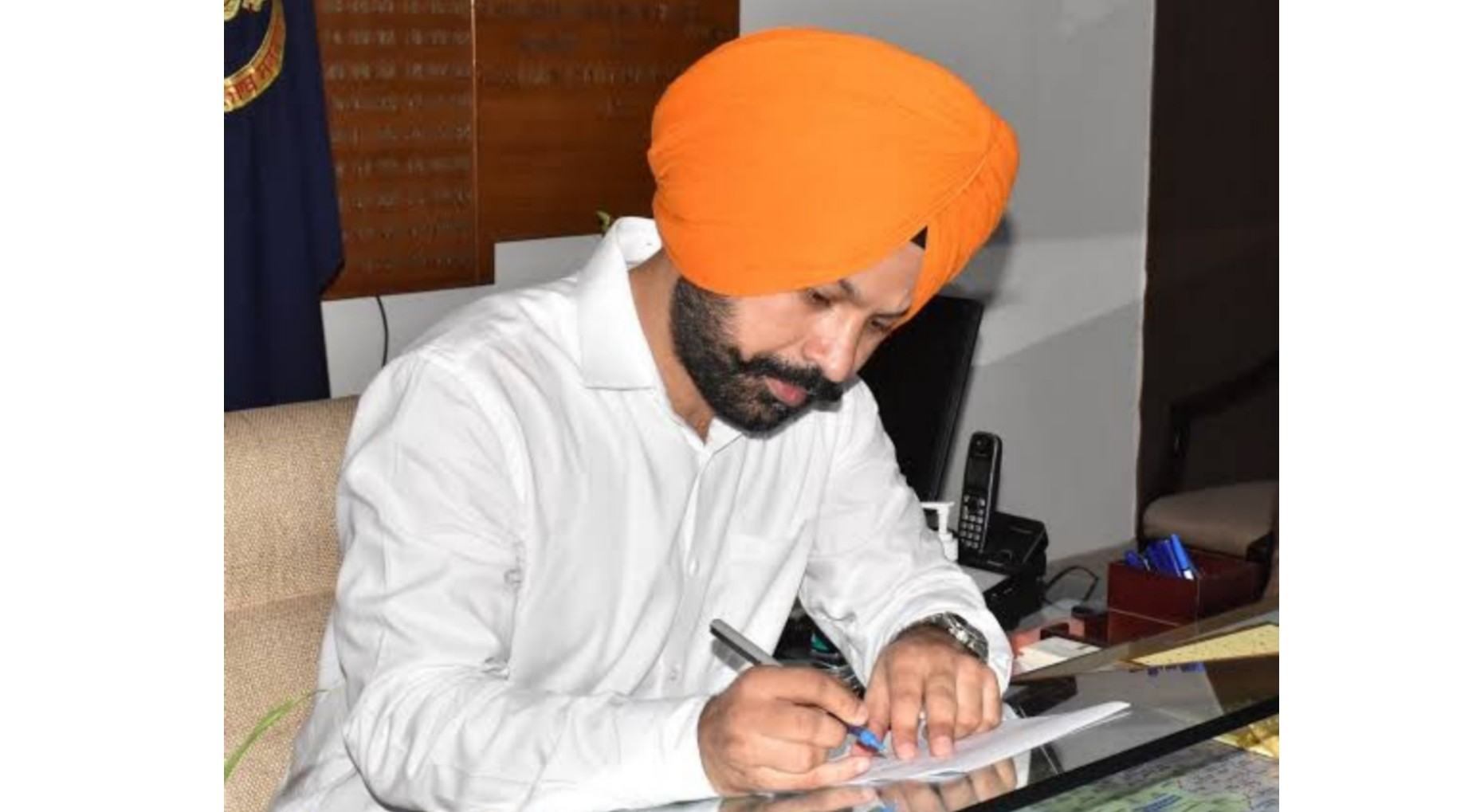 The District Magistrate issued orders to keep theekri pehra at night.