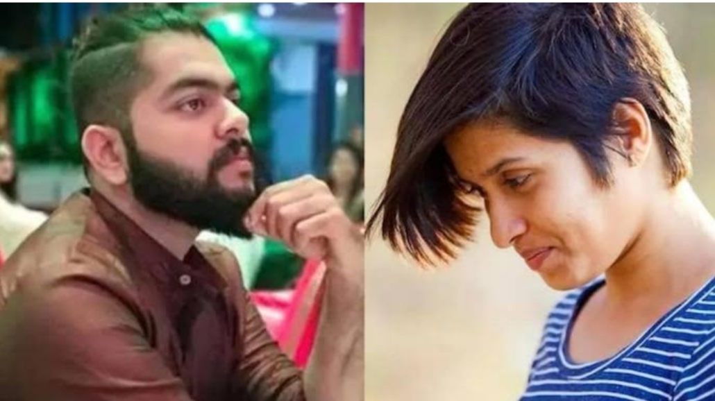 After Shraddha's murder, Aftab wore Shraddha's ring as a gift to his second girlfriend.