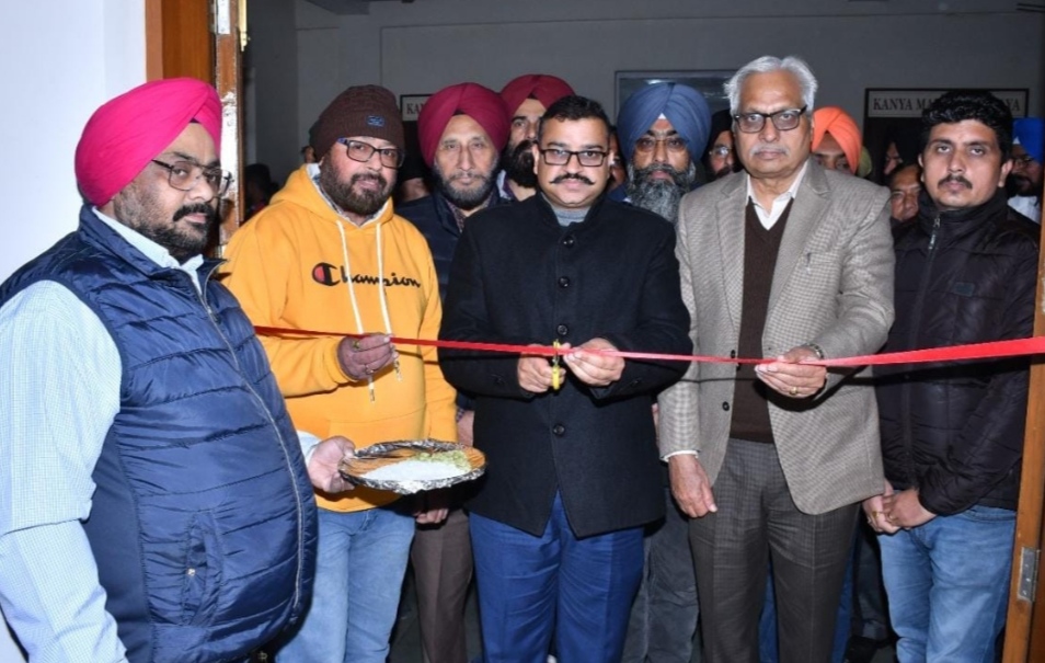 Punjab Press Club Jalandhar starts three-day photo exhibition in memory of RN Singh