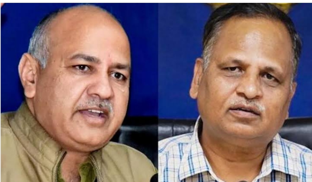 BIG NEWS: Delhi's Aam Aadmi Party government ministers Manish Sisodia and Satendra Jain resign