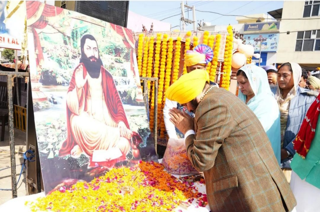 On the Prakash Parv of Satguru Ravidas Maharaj, CM Bhagwant Mann reached Guru Ravidas Dham in Butamandi, Jalandhar.