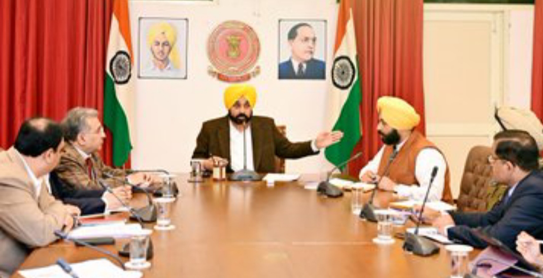CM Bhagwant Mann held an important meeting on preparations for Hola Mahalla
