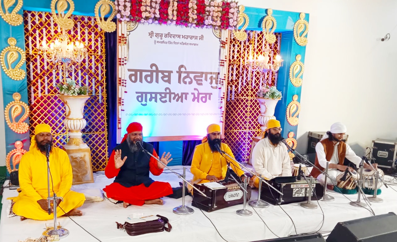 three-day samagam dedicated to Shri Guru Ravidas Maharaj was organized at Dhaliwal Kadian Jalandhar