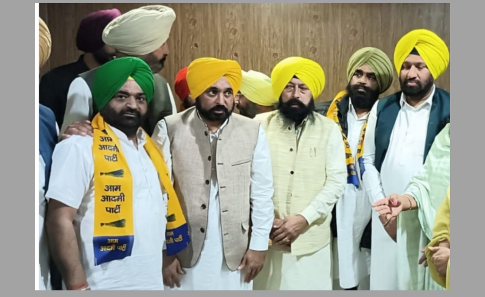Big blow to Congress from Jalandhar, senior leader Malwinder Singh Lucky joins Aam Aadmi Party