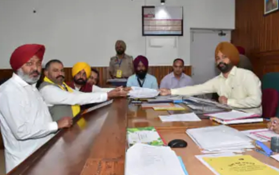 AAP leader Sushil Rinku files nomination for Lok Sabha by-election, CM Bhagwant Mann and Finance Minister Harpal Cheema also arrive