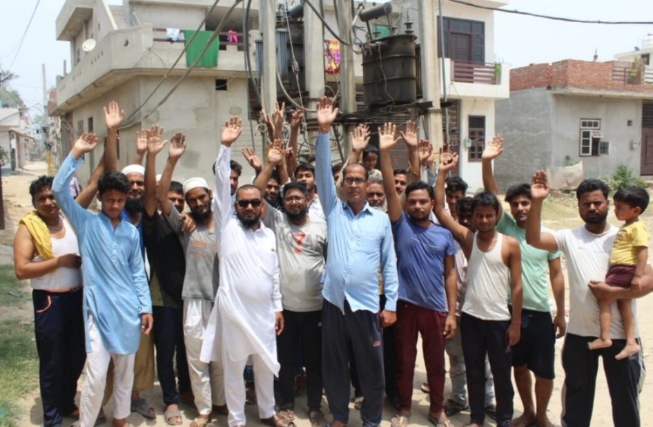 People of Shiv Nagar yearn for electricity and water in the scorching heat, protest against the Punjab government