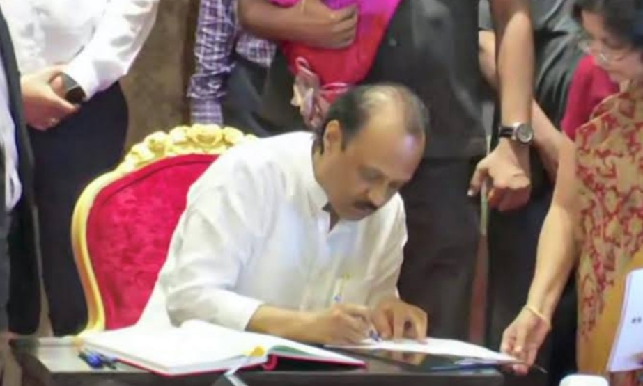 Big political upheaval in Maharashtra, Ajit Pawar becomes deputy CM