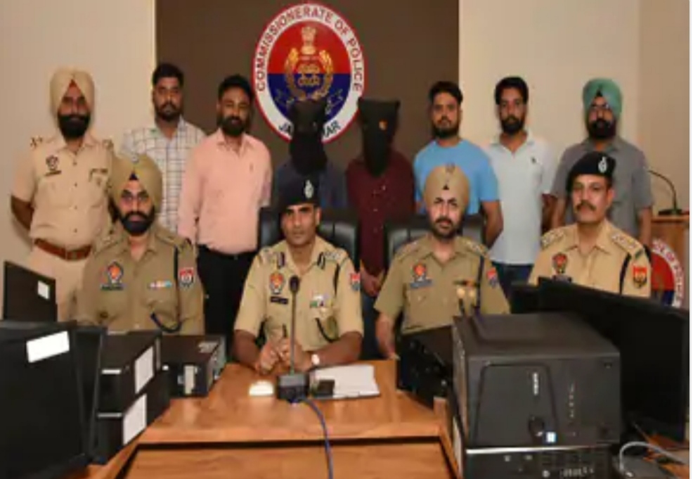 Jalandhar Police busts gang duping NRI people on the pretext of online marriage