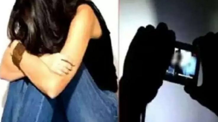 Girl crossed all limits of shame in the pursuit of like-comment on Instagram