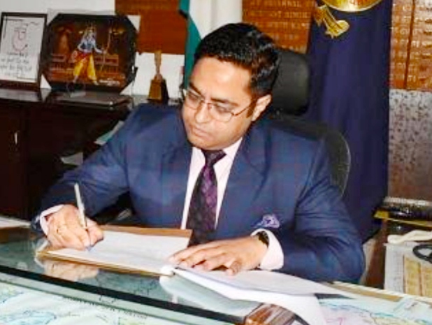 Deputy Commissioner issued orders to keep meat and liquor shops closed on the way around Sodhal Temple on 28 September.