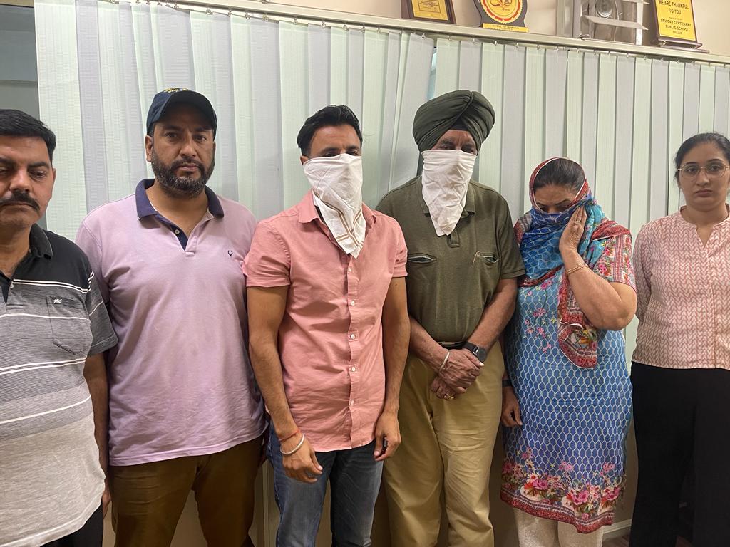 Vigilance team detained Jarnail Singh Wahid along with his wife and son.