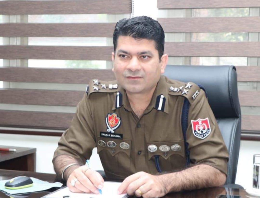 Big action by Police Commissioner Swapan Sharma, 6 police officers dismissed