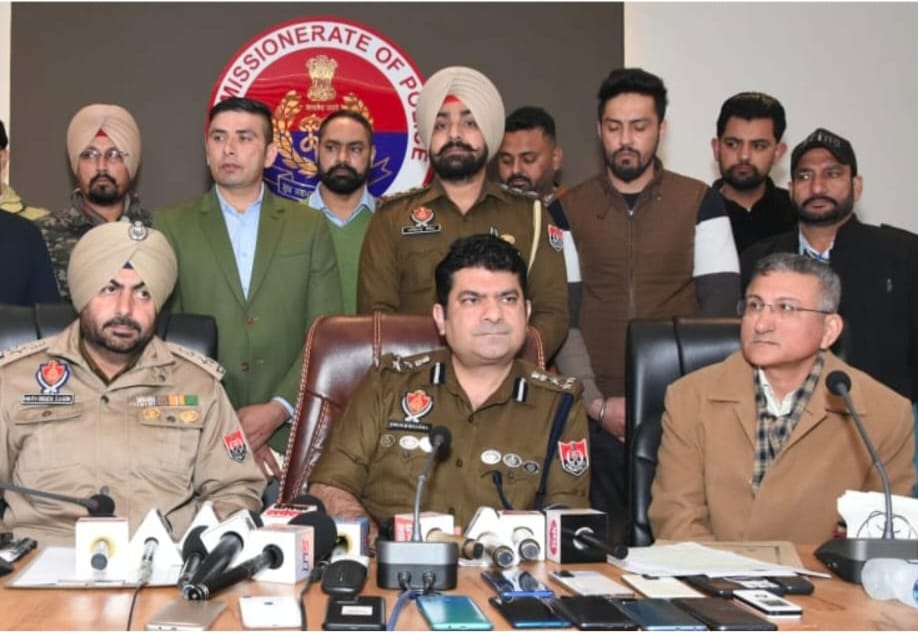 Jalandhar: 3 accused arrested for committing 20 crimes in Bolero vehicle, accused admitted to civil hospital.