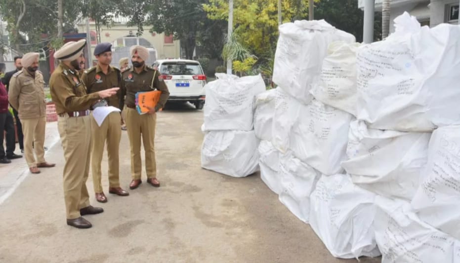 Amritsar Commissionerate Police arrested 12 accused who were involved in the trade of banned drugs through Gujarat and UP.