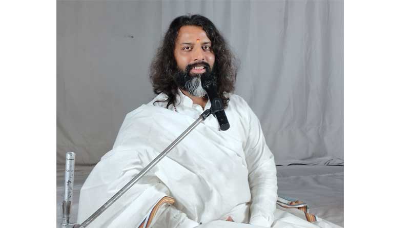 Work done by rising above personal interest makes a man great - Brahmarishi Vishal Ji